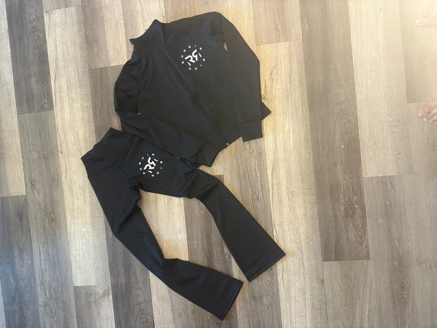 Ladies 2 Pc Legging Sets